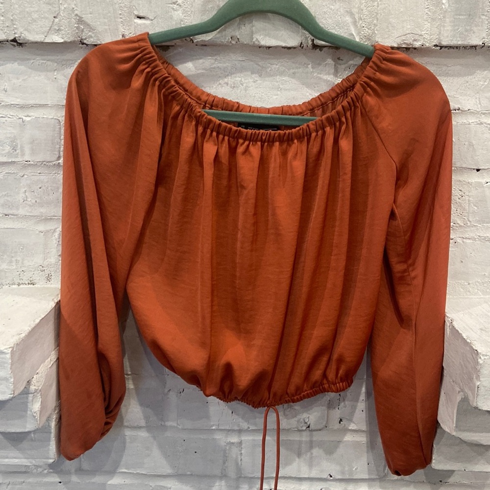 The fifth label crop off the shoulder blouse